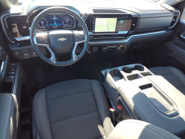 Used 2025 Chevrolet Silverado 2500 LT w/ Convenience Package AWD/4WD image 15