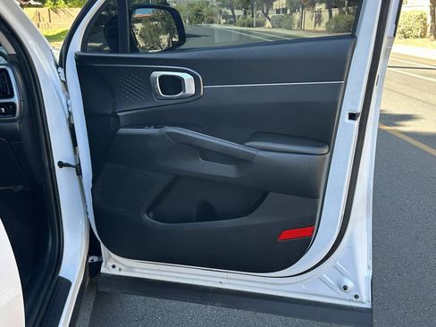 Used 2022 Kia Sorento S w/ Panoramic Sunroof Package FWD image 55