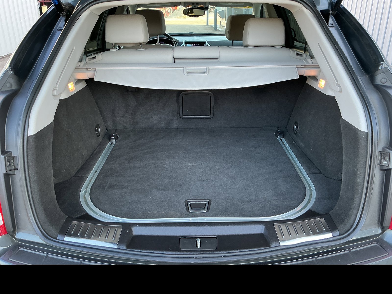 Used 2015 Cadillac SRX Premium AWD/4WD image 24