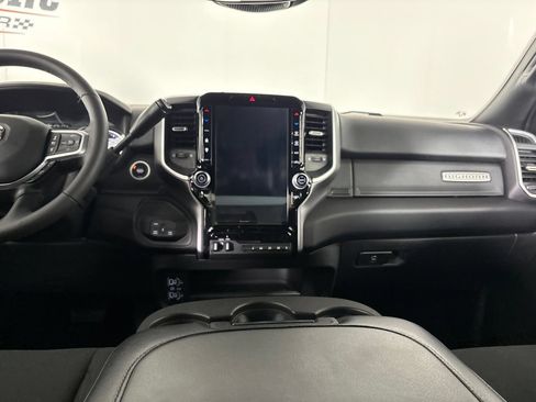Used 2025 RAM 2500 Big Horn AWD/4WD image 24