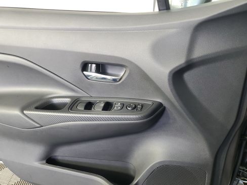Used 2025 Nissan Versa SV w/ Trunk Package FWD image 27