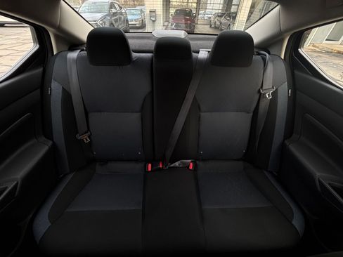 Used 2025 Nissan Versa SV image 42