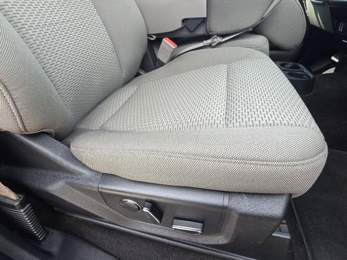 Used 2018 Ford F150 XLT w/ Equipment Group 302A Luxury AWD/4WD image 28
