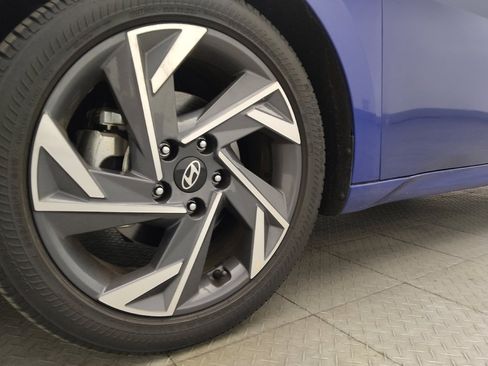 Used 2025 Hyundai Elantra Sport w/ Cargo Package image 31