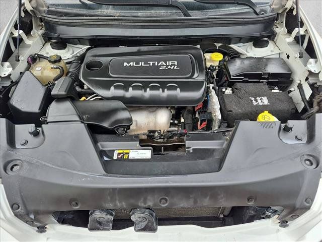 Used 2017 Jeep Cherokee Sport w/ Cold Weather Group AWD/4WD image 21