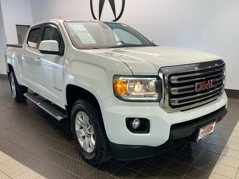 Used 2015 GMC Canyon SLE w/ SLE Convenience Package AWD/4WD image 2