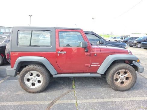 Used 2010 Jeep Wrangler Sport w/ Black Appearance Group AWD/4WD image 5