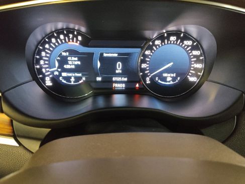 Used 2017 Lincoln MKC Select w/ Select Plus Package FWD image 23