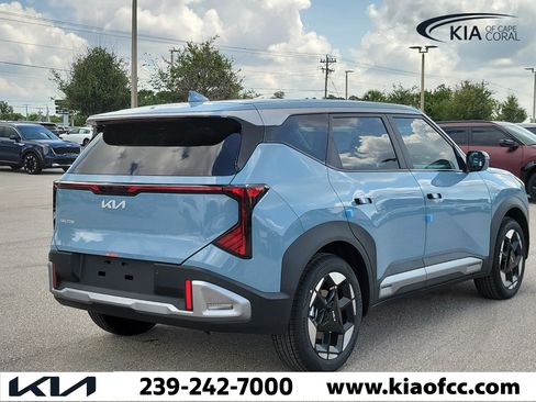 New 2027 Kia Seltos S FWD image 6