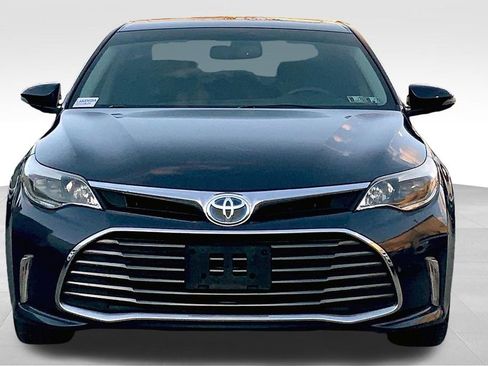 Used 2016 Toyota Avalon Limited image 3