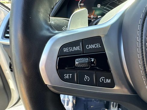 Used 2022 BMW X6 M50i w/ Premium Package AWD/4WD image 32