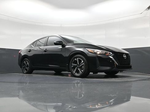 Used 2025 Nissan Sentra SV w/ All-Weather Package FWD image 19