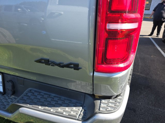 Used 2025 RAM 1500 Limited AWD/4WD image 8