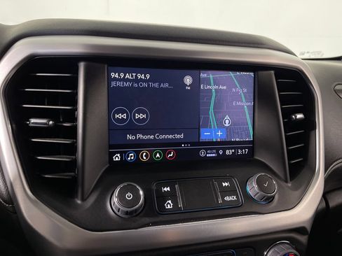 Used 2023 GMC Acadia SLT FWD image 20