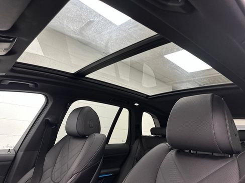 Used 2026 BMW X5 xDrive40i AWD/4WD image 17