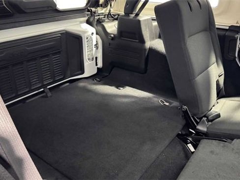 Used 2019 Jeep Wrangler Unlimited Sport S image 16