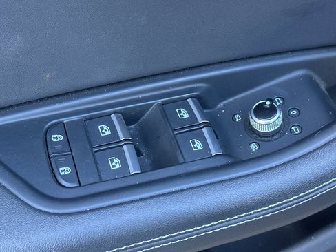 Used 2023 Audi A4 2.0T Premium Plus image 13