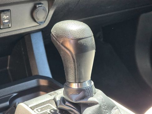 Used 2019 Toyota Tacoma SR5 RWD image 44
