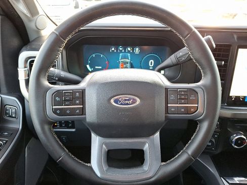 Used 2025 Ford F350 Lariat w/ Lariat Ultimate Package image 20