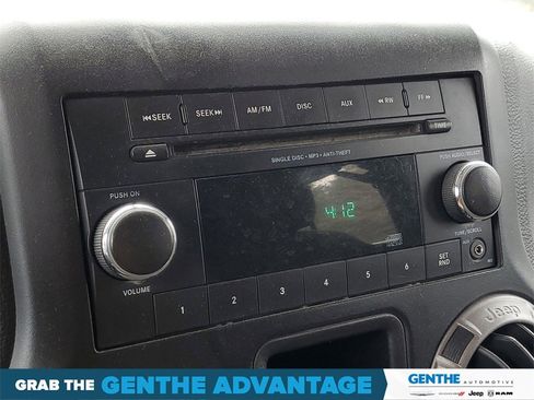 Used 2018 Jeep Wrangler Unlimited Sport image 17