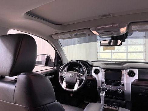Used 2021 Toyota Tundra Limited w/ Limited Premium Package AWD/4WD image 30
