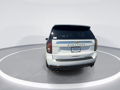 Used 2022 Chevrolet Suburban Premier AWD/4WD image 7