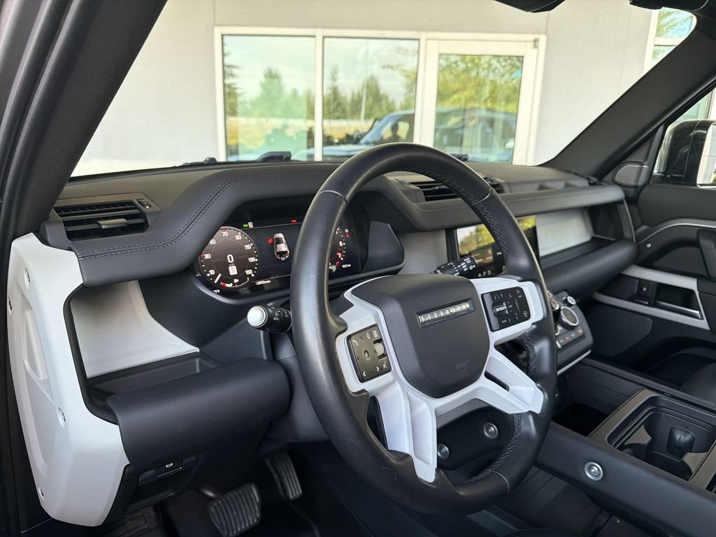 Used 2024 Land Rover Defender 110 S AWD/4WD image 11