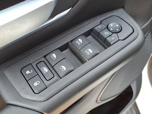 New 2026 RAM 1500 Big Horn AWD/4WD image 17