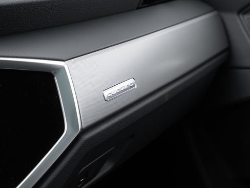 New 2025 Audi Q3 2.0T Premium image 14