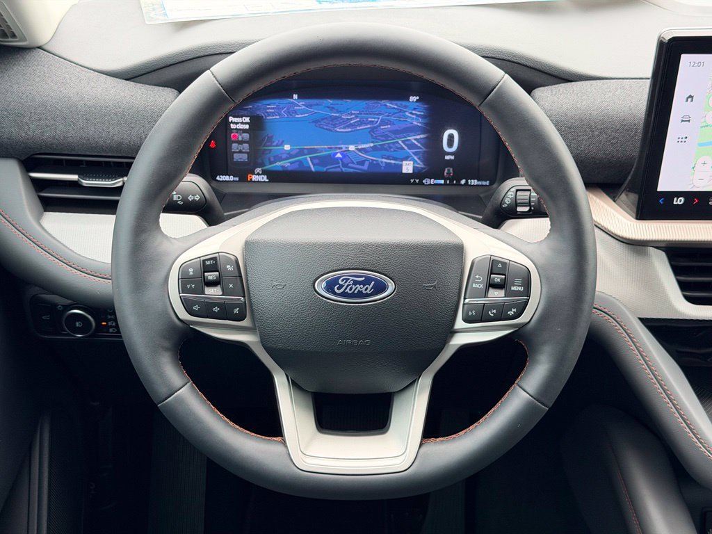 New 2026 Ford Explorer Active w/ Active Comfort Package RWD image 13