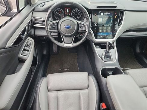 Used 2024 Subaru Outback Limited image 11