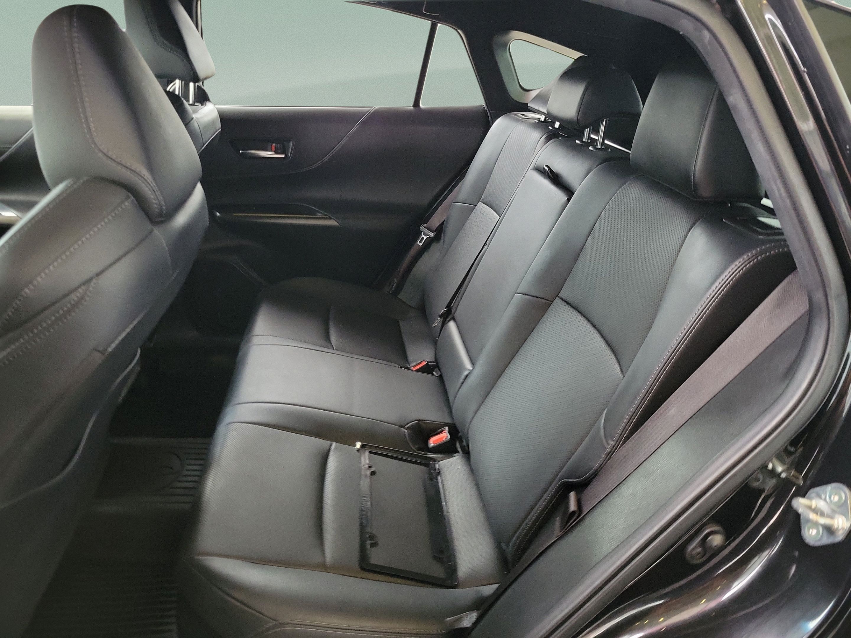 Used 2022 Toyota Venza Limited w/ Advanced Technology Package AWD/4WD image 21