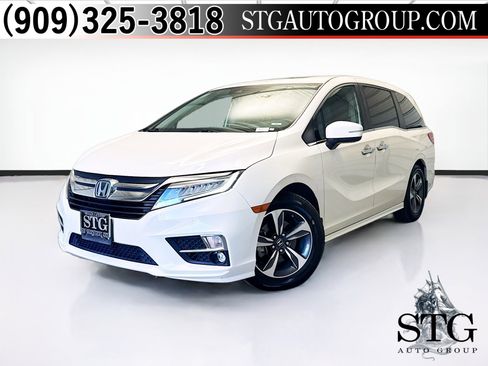 Used 2018 Honda Odyssey Touring image 1