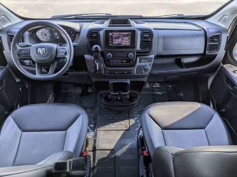 Used 2025 RAM ProMaster 2500 w/ Convenience Group FWD image 17