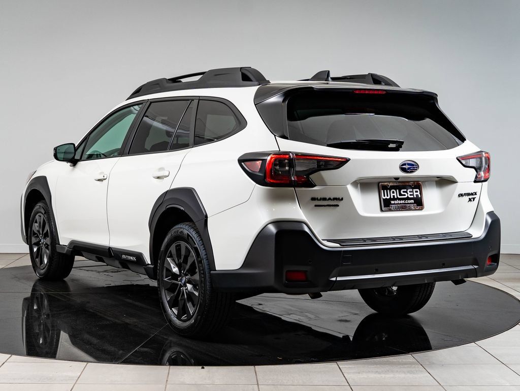 Used 2025 Subaru Outback Onyx Edition XT AWD/4WD image 6