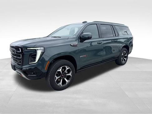 Used 2025 GMC Yukon XL AT4 AWD/4WD image 1