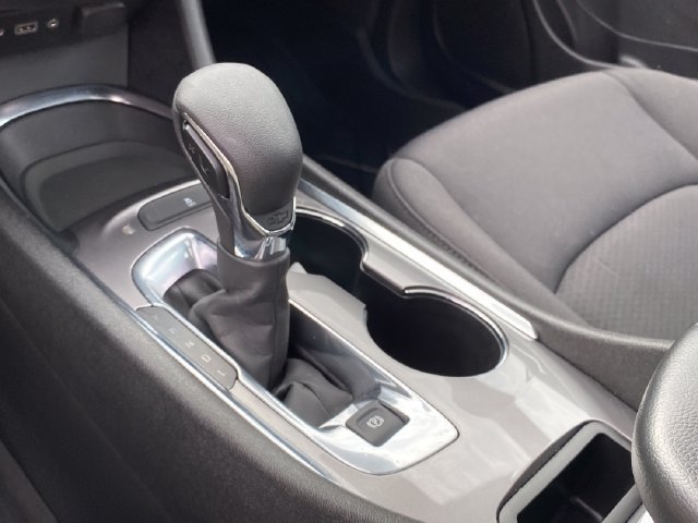 Used 2023 Chevrolet Malibu LT FWD image 12