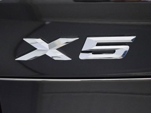 New 2025 BMW X5 xDrive50e image 12