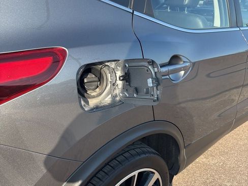 Used 2019 Nissan Rogue Sport SL AWD/4WD image 33