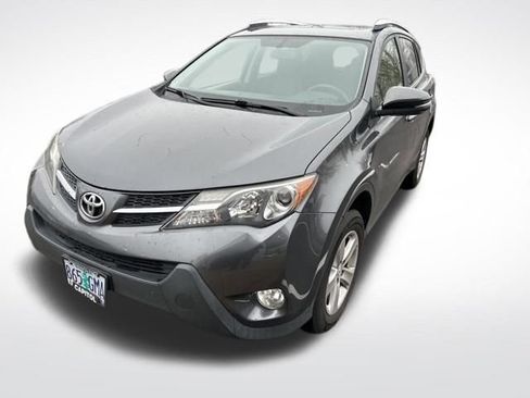 Used 2013 Toyota RAV4 XLE image 11