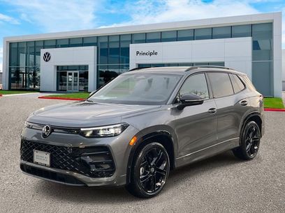 New 2026 Volkswagen Tiguan SE R-Line