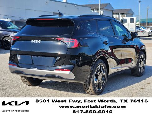 New 2026 Kia Sportage SX FWD image 3