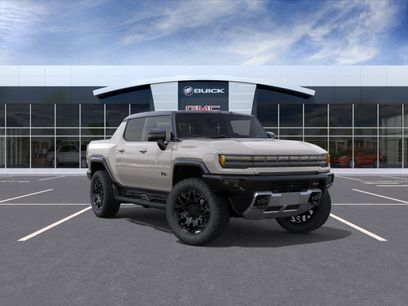 New 2026 GMC Hummer EV 4x4 Crew Cab w/ LPO, Dark Essentials Package