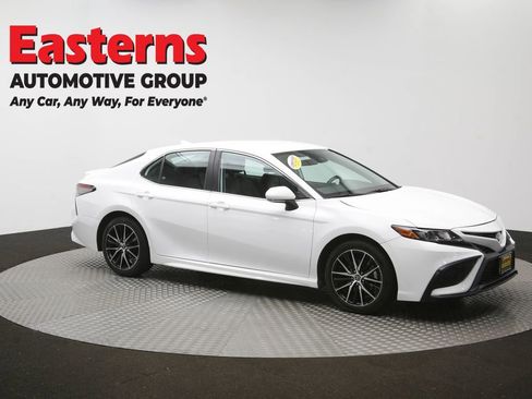 Used 2024 Toyota Camry SE FWD image 42