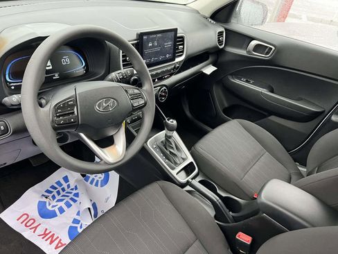 Certified 2023 Hyundai Venue SE FWD image 14