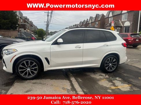 Used 2021 BMW X5 xDrive40i w/ M Sport Package AWD/4WD image 5