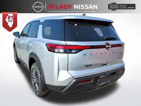 New 2025 Nissan Pathfinder S w/ Cargo Package image 5