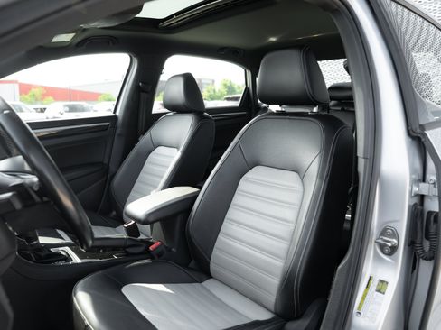 Used 2018 Volkswagen Passat GT FWD image 20