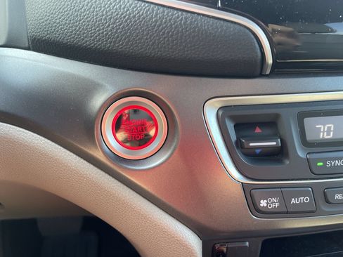 Used 2020 Honda Pilot EX-L image 16