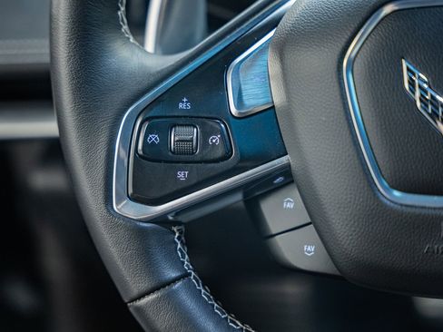 Used 2022 Chevrolet Corvette Stingray Coupe w/ 1LT image 34